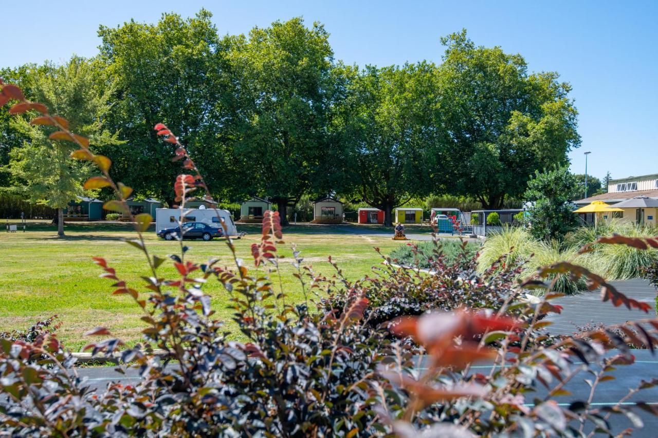 Cambridge Top 10 Holiday Park Bagian luar foto