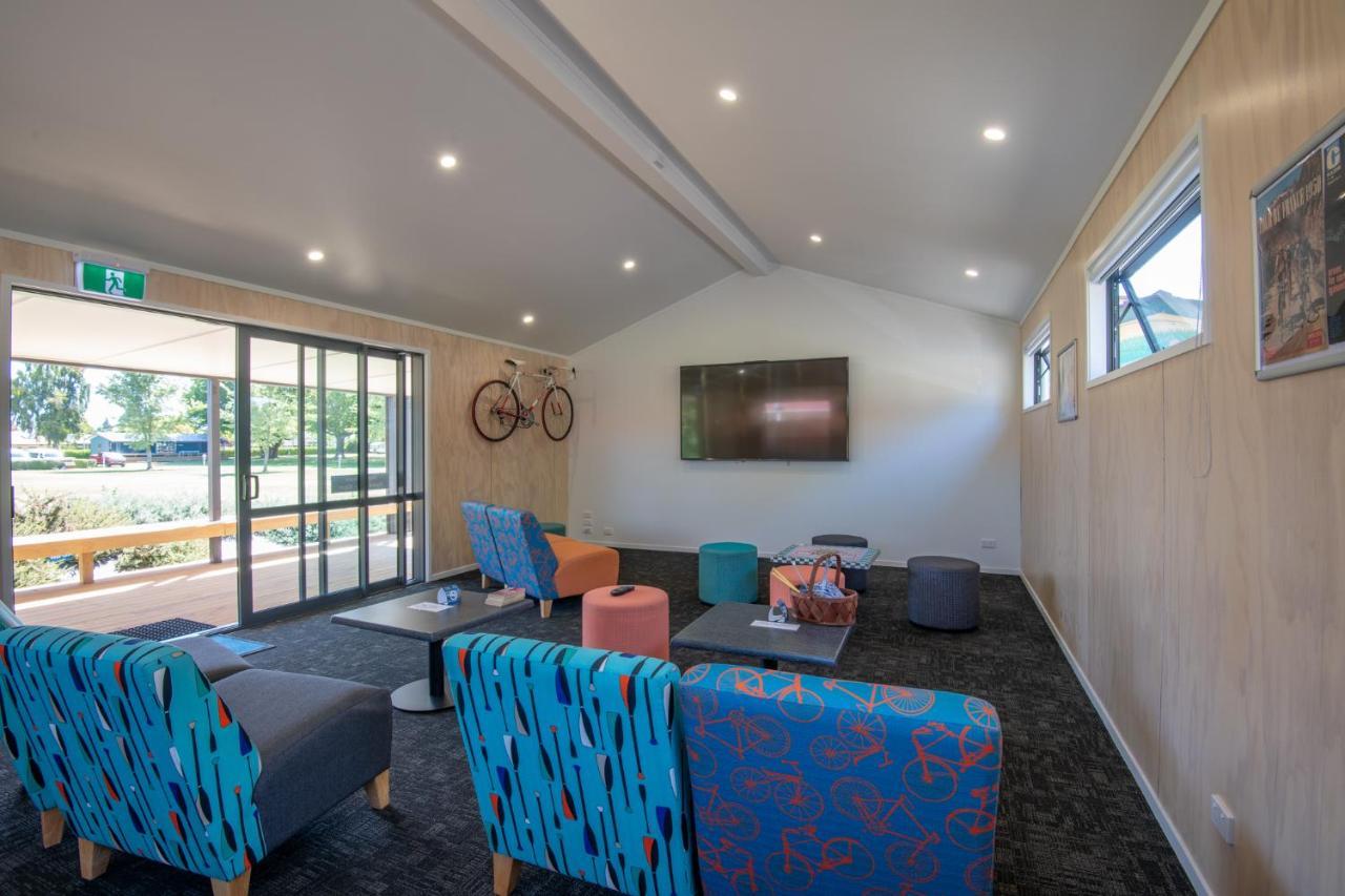 Cambridge Top 10 Holiday Park Bagian luar foto