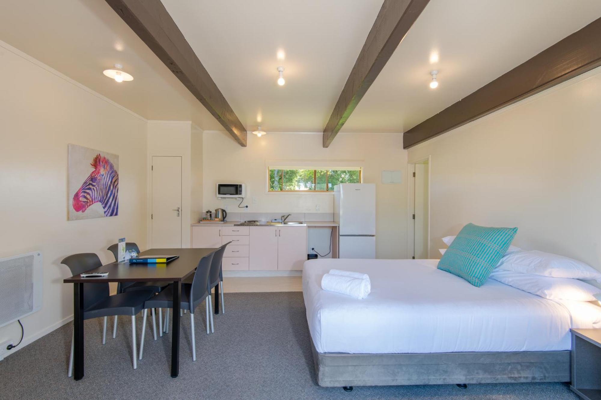 Cambridge Top 10 Holiday Park Bagian luar foto